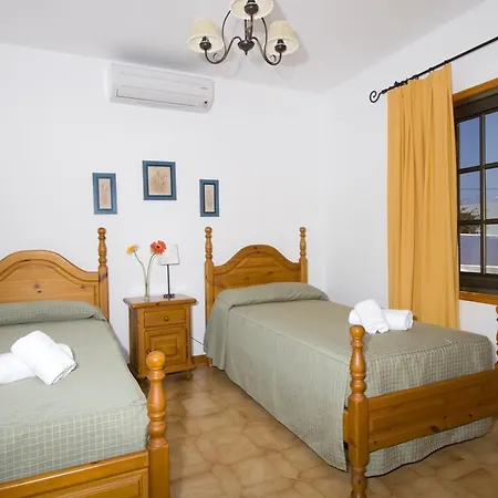 Lomo Gordo Puerto Del Carmen * 卡门港